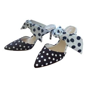 Gianni Bini Polkadot 3” Heels Size: 6.5 woman’s